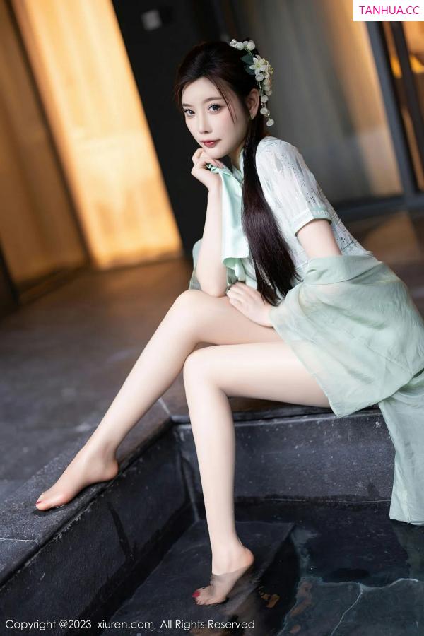 杨晨晨 sugar小甜心CC [XiuRen]高清写真图 2023.06.27 No.6983 杨晨晨Yome 旗袍美腿第23张图片
